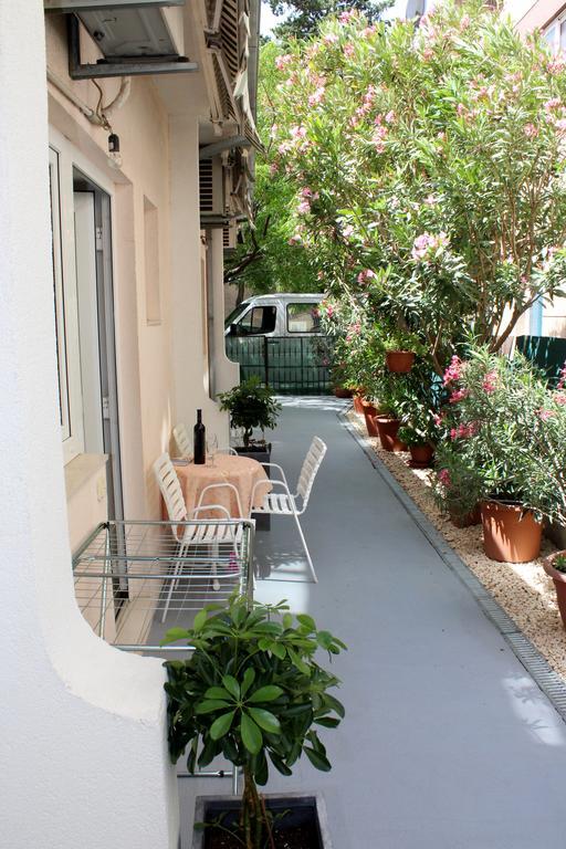 Apartments Petric Makarska Exterior foto